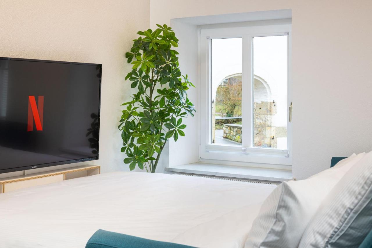 Stadtmauer Apartments - Stilvolle Wohnung Mit King Bett Direkt An Der Historischen Stadtmauer Nördlingen Exterior foto